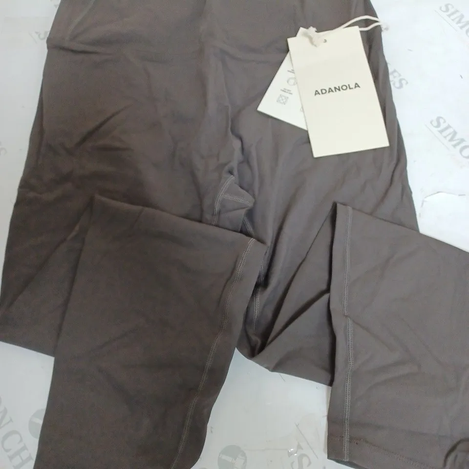 ADANOLA ULTIMATE LEGGINGS IN COFFEE BEAN - XXXL