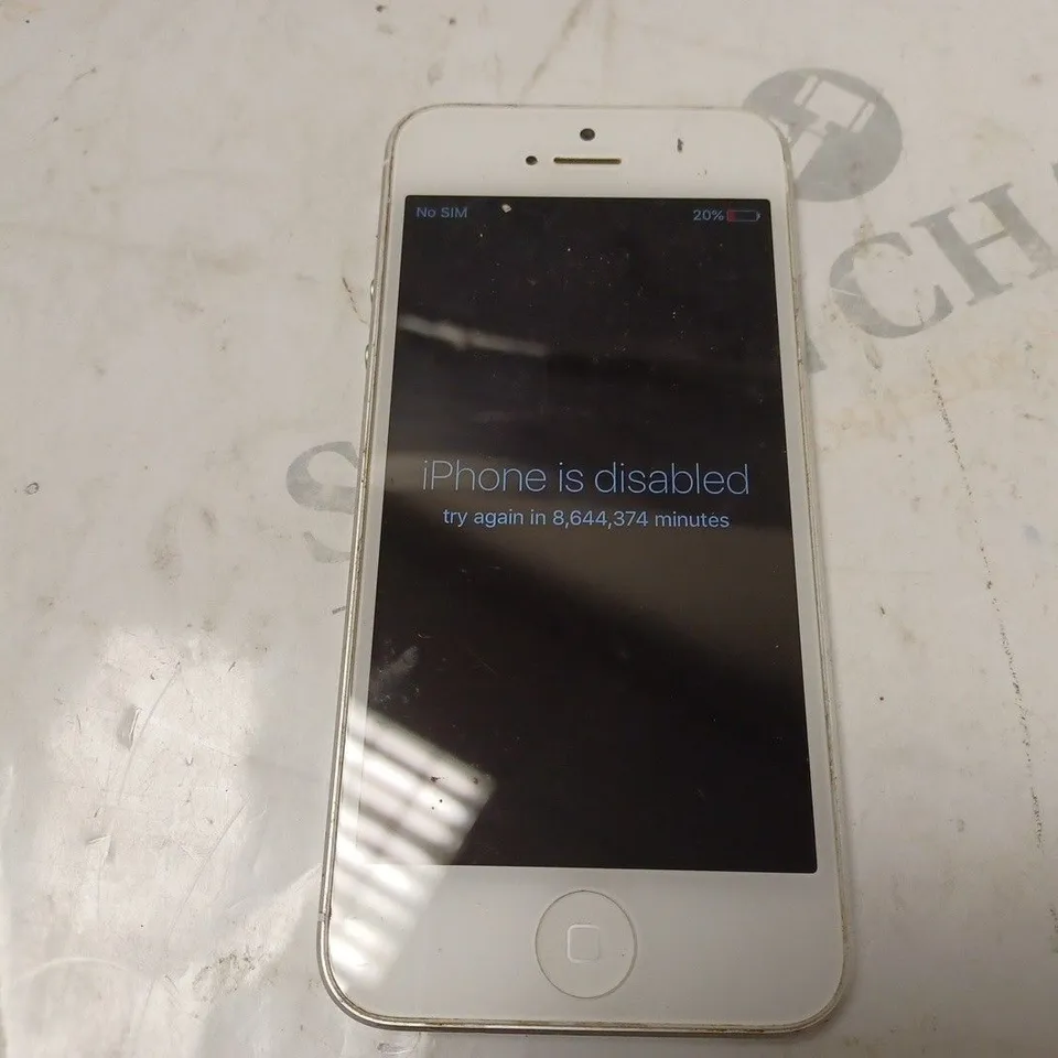 APPLE IPHONE 5 (A1429) SMARTPHONE 