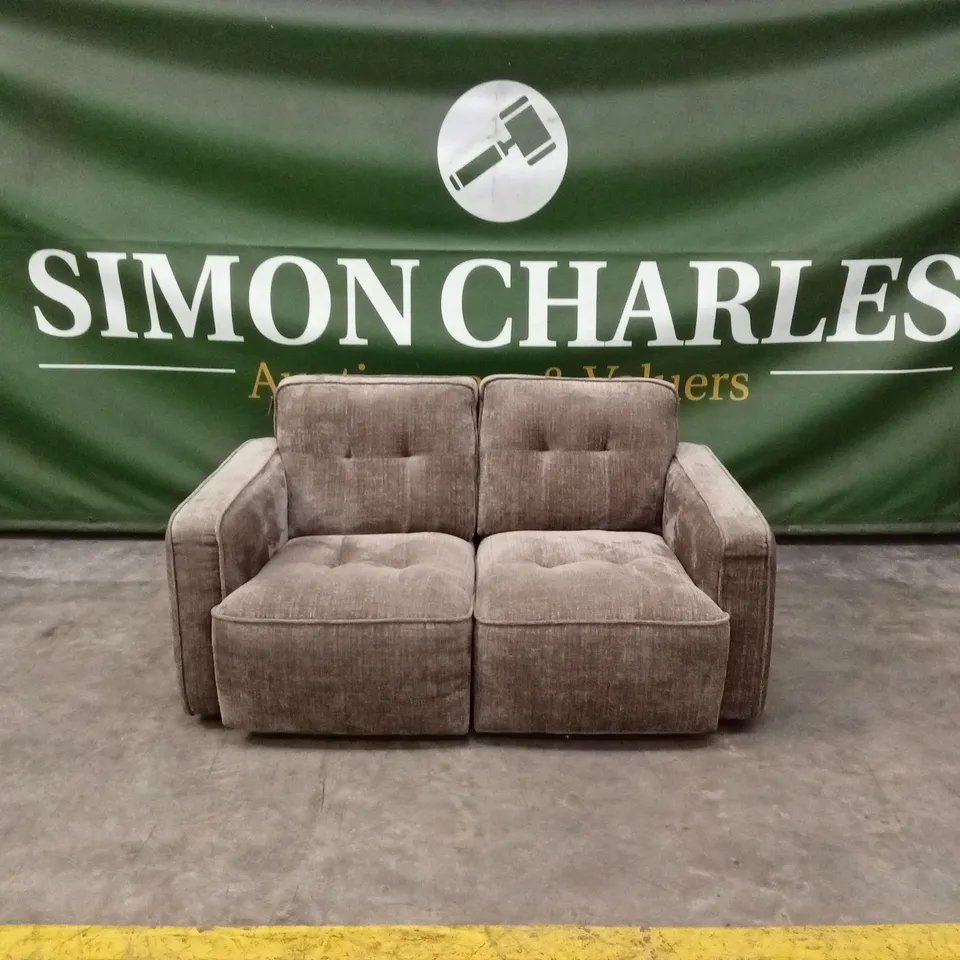 QUALITY DESIGNER ITALIAN MADE GRAVINA 2 SEATER FABRIC UPHOLSTERED LOVESEAT SOFA