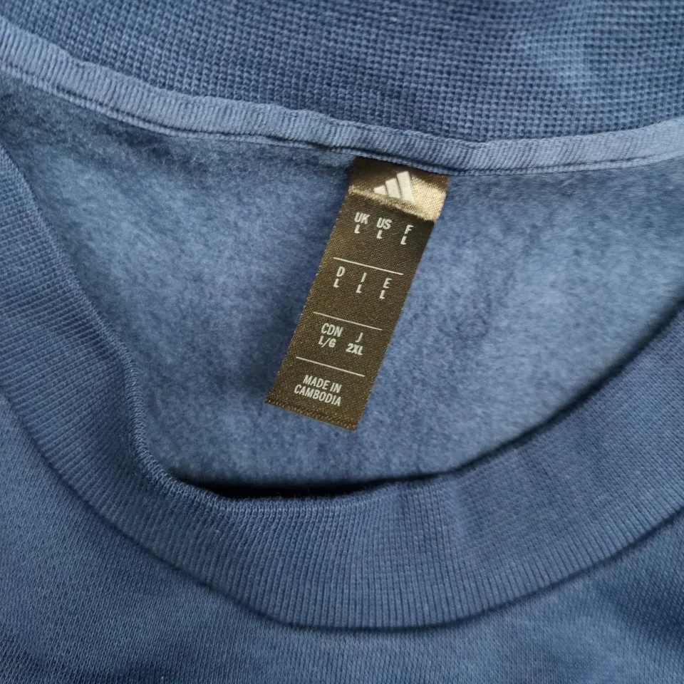 ADIDAS LOGO JUMPER IN BLUE - UK LARGE
