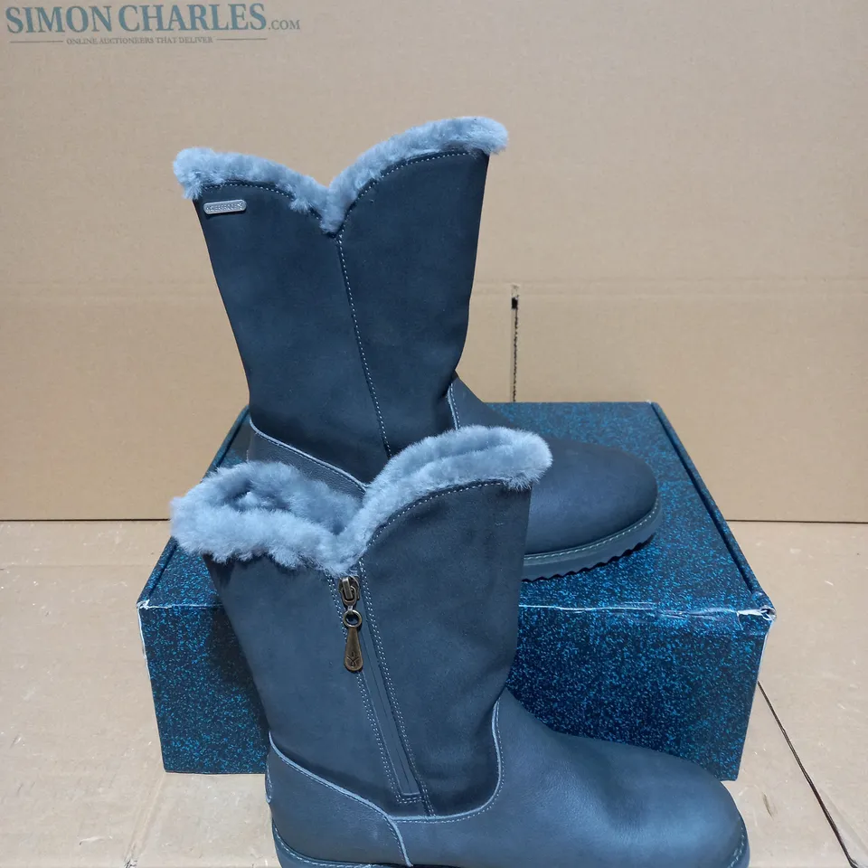 EMU ALL WEATHER LATROBE LEATHER & SUEDE ZIP MID LENGTH BOOT DARK GREY - SIZE 7