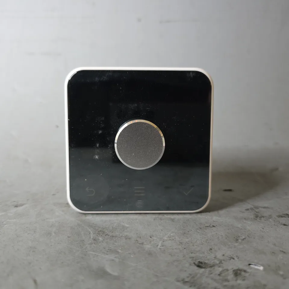 HIVE THERMOSTAT ACTIVE HEATING 