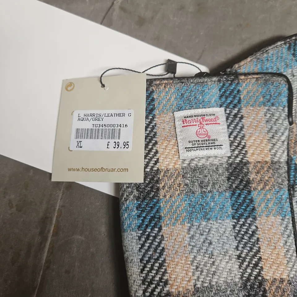 L HARRIS LEATHER GLOVES – AQUA GREY (HARRIS TWEED), UK XL