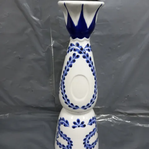 CLASE AZUL REPOSADO TEQUILA BLUE AND WHITE - EMPTY BOTTLE
