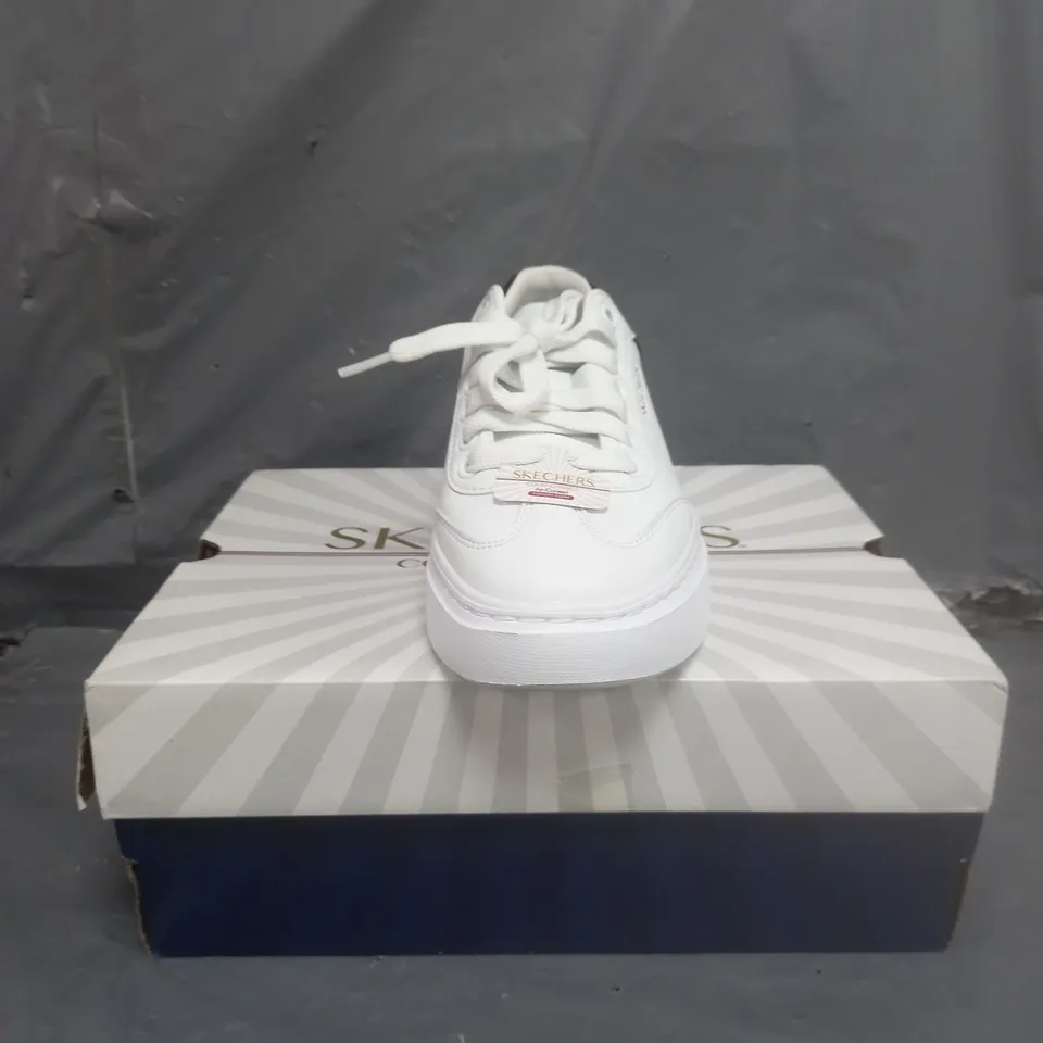 SKECHERS COURT CLASSICS TRAINERS WHITE SIZE 4