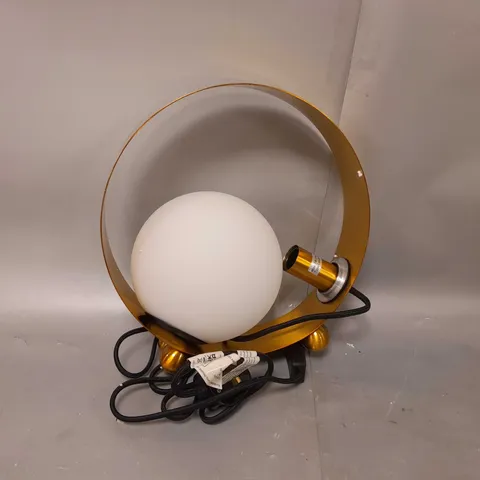 BOXED BUNDLEBERRY BY AMANDA HOLDEN ROUND METAL TABLE LAMP