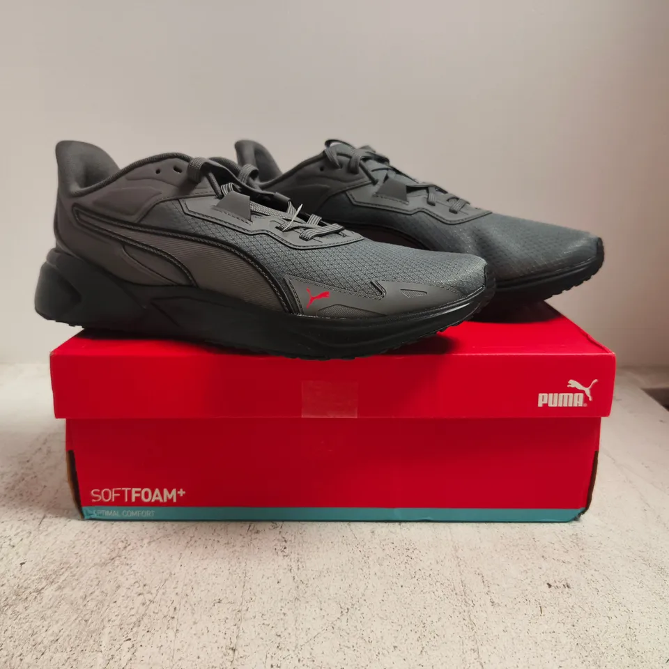 BOXED PAIR OF PUMA DISPERSE XT 4 TECH TRAINERS IN GREY SIZE UK 10