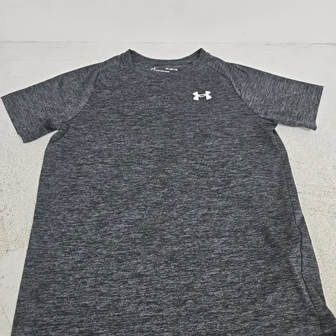 UNDER ARMOUR T-SHIRT – SIZE YOUTH L