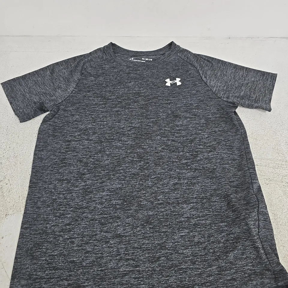 UNDER ARMOUR T-SHIRT – SIZE YOUTH L