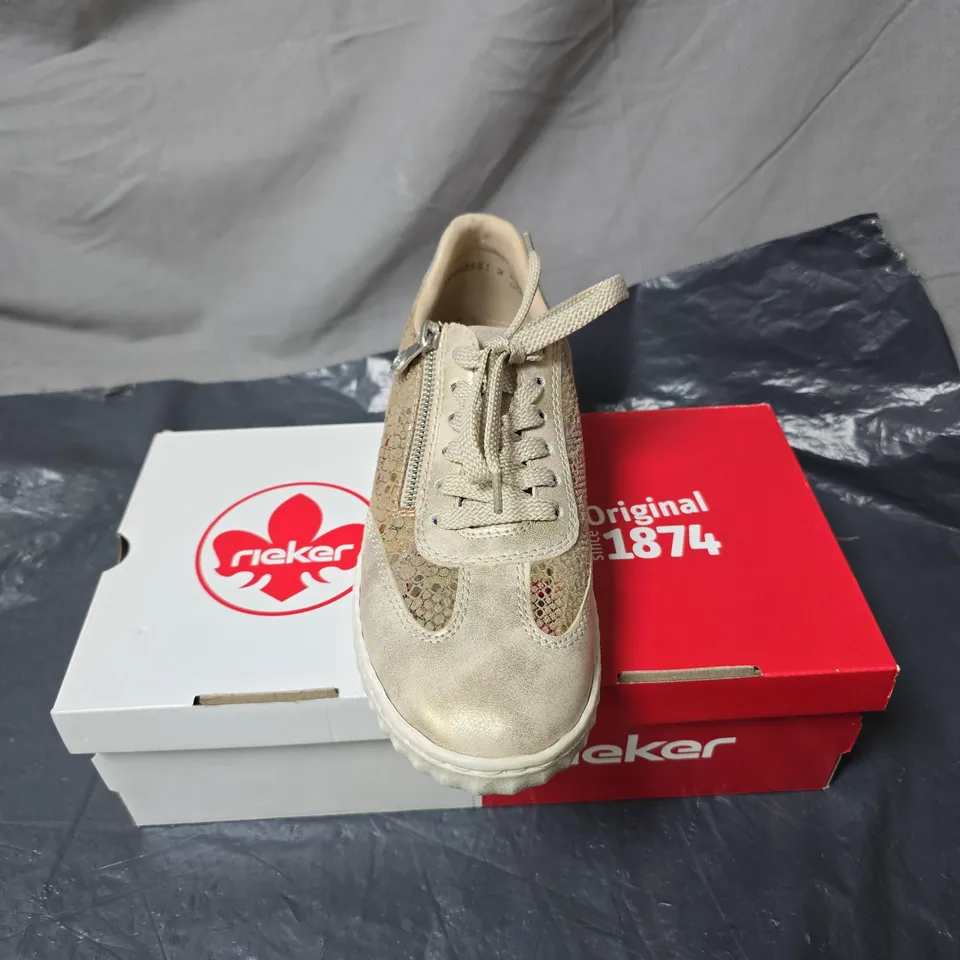 RIEKER LADIES METALLIC MESH TRAINER WITH ZIP – GOLD/SILVER SIZE 41