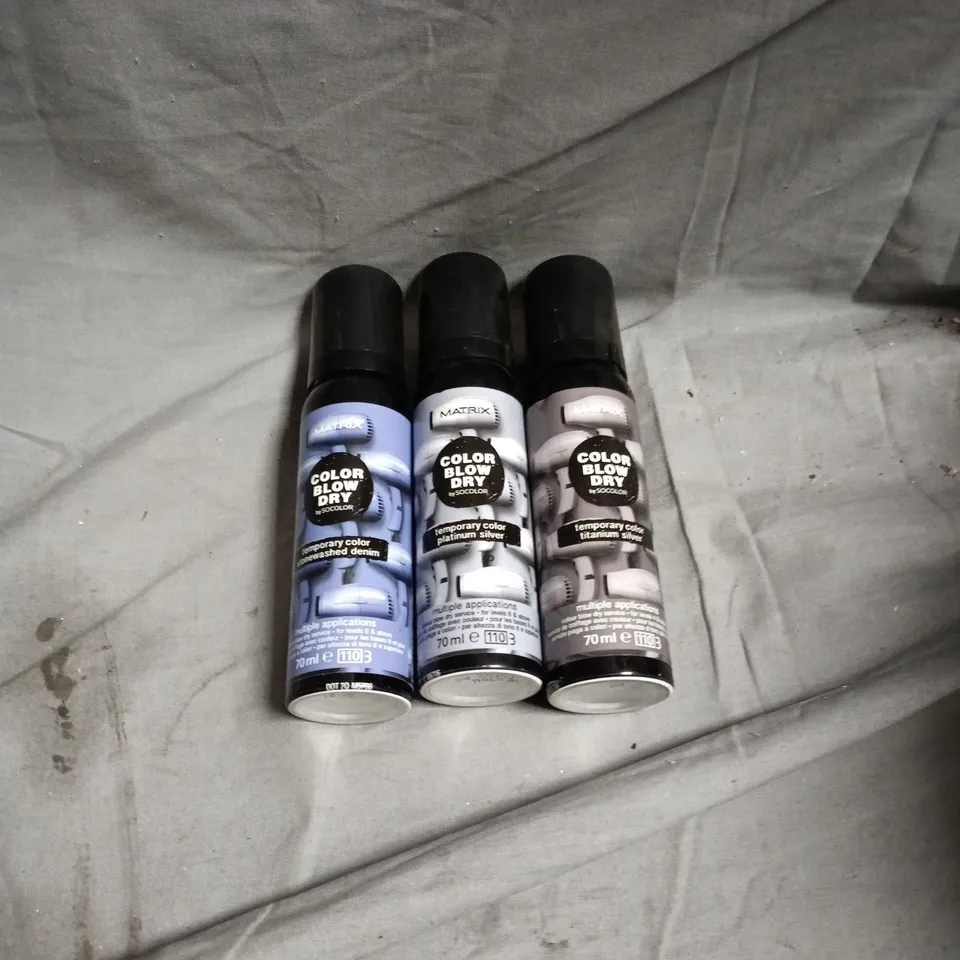 BOX OF APPROXIMATELY 20 MATRIX HAIR CARE PRODUCTS INCLUDING COLOR BLOW DRY TITANIUM SILVER/PLATINUM SILVER/STONEWASHED DENIM