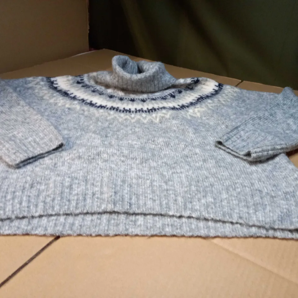 H&M GREY SOFT KNIT ROLL NECK JUMPER - MEDIUM