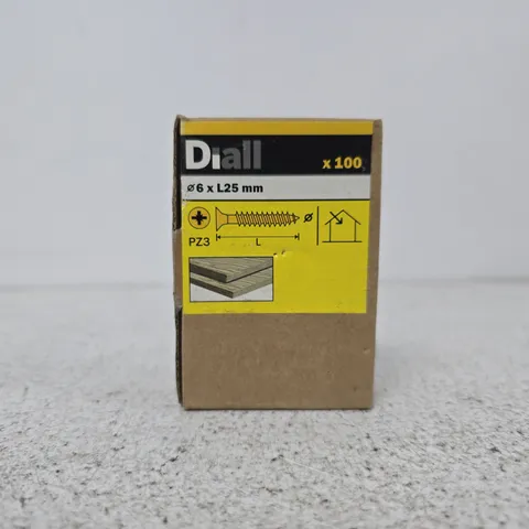 APPROXIMATELY 10 ASSORTED HOUSEHOLD ITEMS TO INCLUDE VARIOUS SCREWS AND BOLTS, ETC