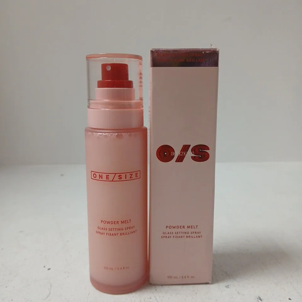 ONE/SIZE POWDER MELT GLASS SETTING SPRAY – 100 ML, BOXED