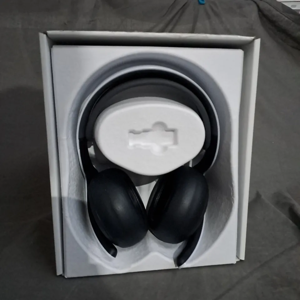 BOXED PLAYSTATION PULSE ELITE HEADPHONES 