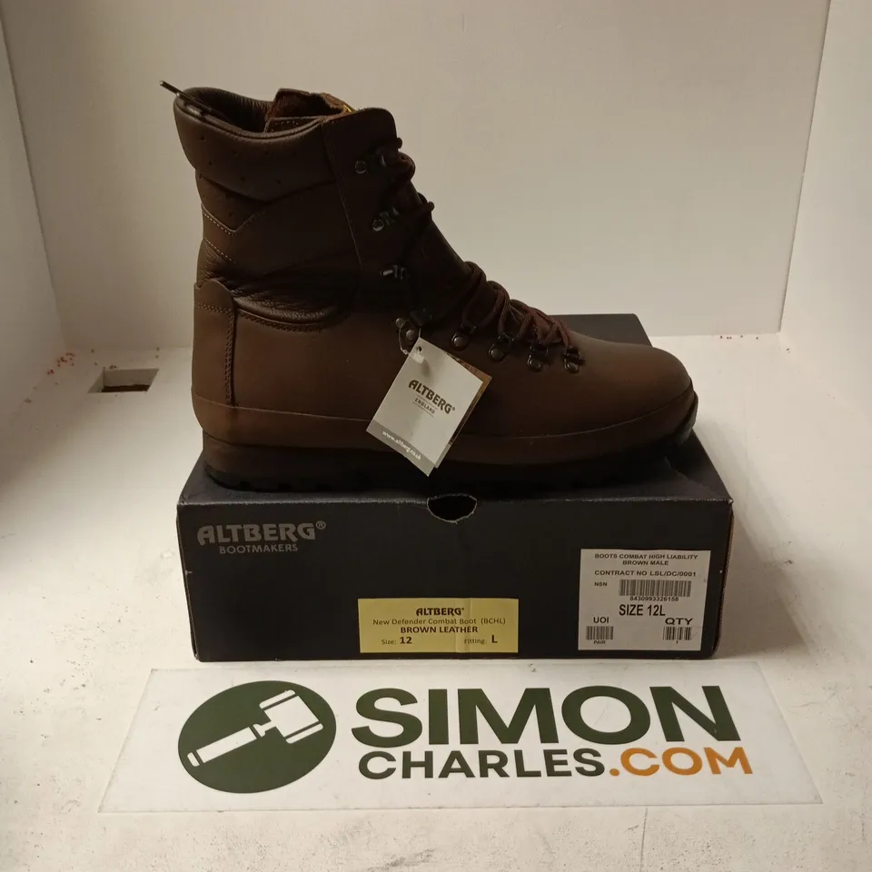 BOXED PAIR OF ALTBERG COMBAT DEFENDER BOOTS IN BROWN - SIZE 12