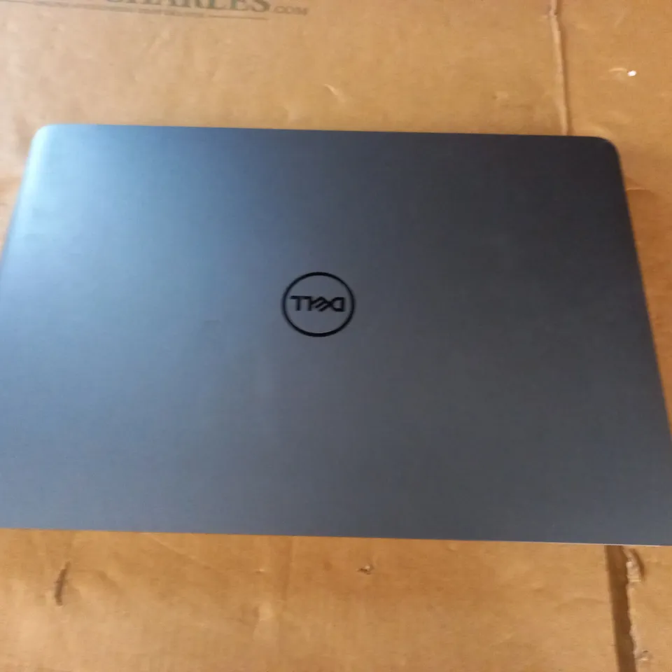 DELL VOSTRO P77F LAPTOP WITH INTEL I-3 8TH GEN