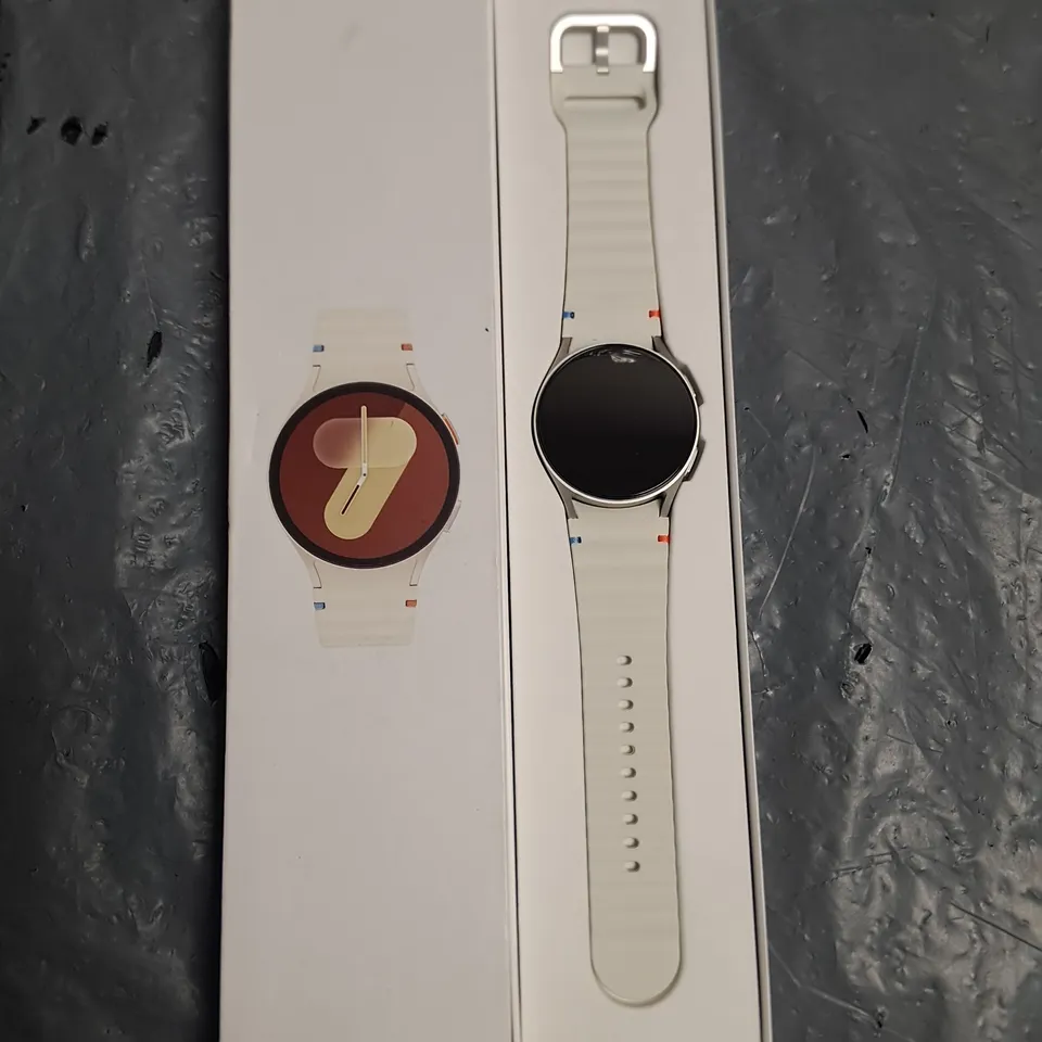 BOXED SAMSUNG GALAXY WATCH 7 IN CREAM - SM-L300