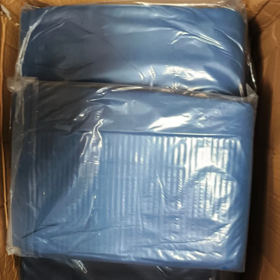 APPROXIMATELY 10 TOPAZ LUXE HOME COLLECTION DUVET COVER SETS - SUPER KING 