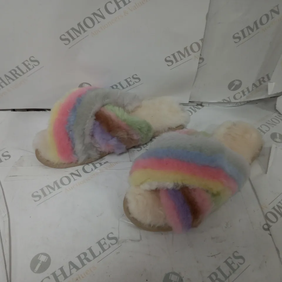 EMU AUSTRALIA MAYBERRY RAINBOW PASTEL BOXED SIZE 7