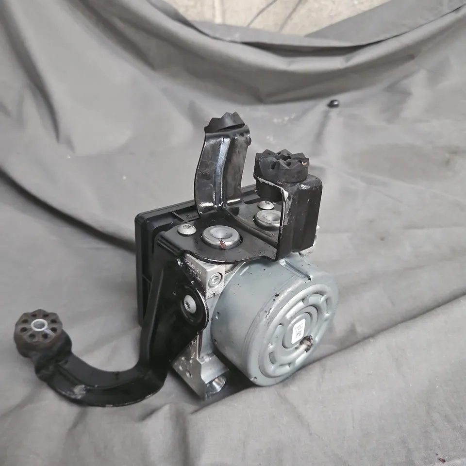 BMW ABS DSC CONTROL UNIT -MK100