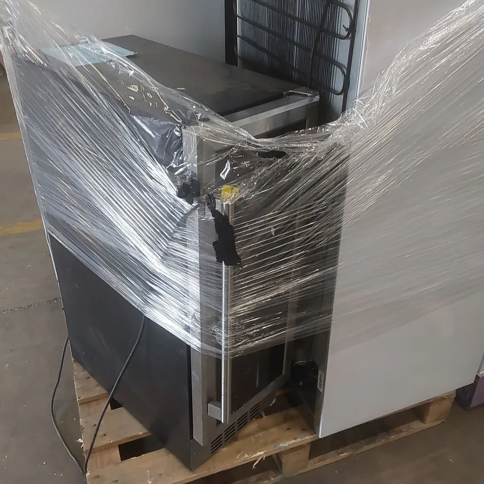 PALLET CONTAINING 3x ASSORTED FRIDGE FREEZERS, 1x WINE COOLER