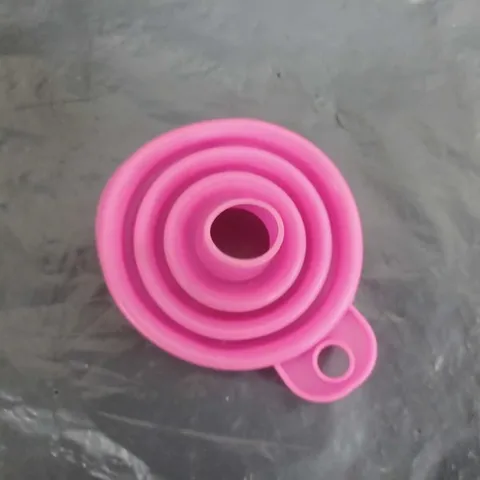 LARGE QUANTITY OF COLLAPSIBLE SILICONE FUNNEL WATER BOTTLE TOP PINK