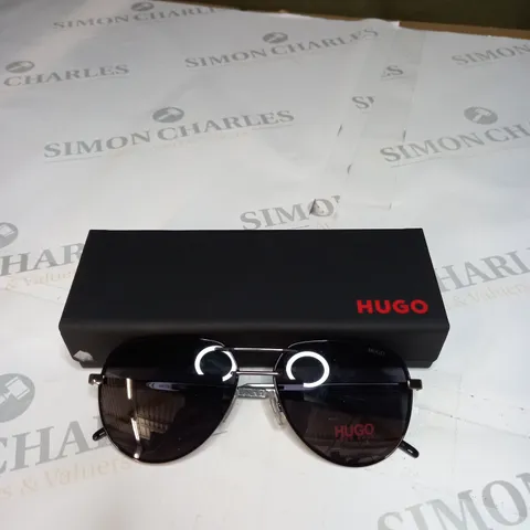 BOXED HUGO BOSS SUNGLASSES
