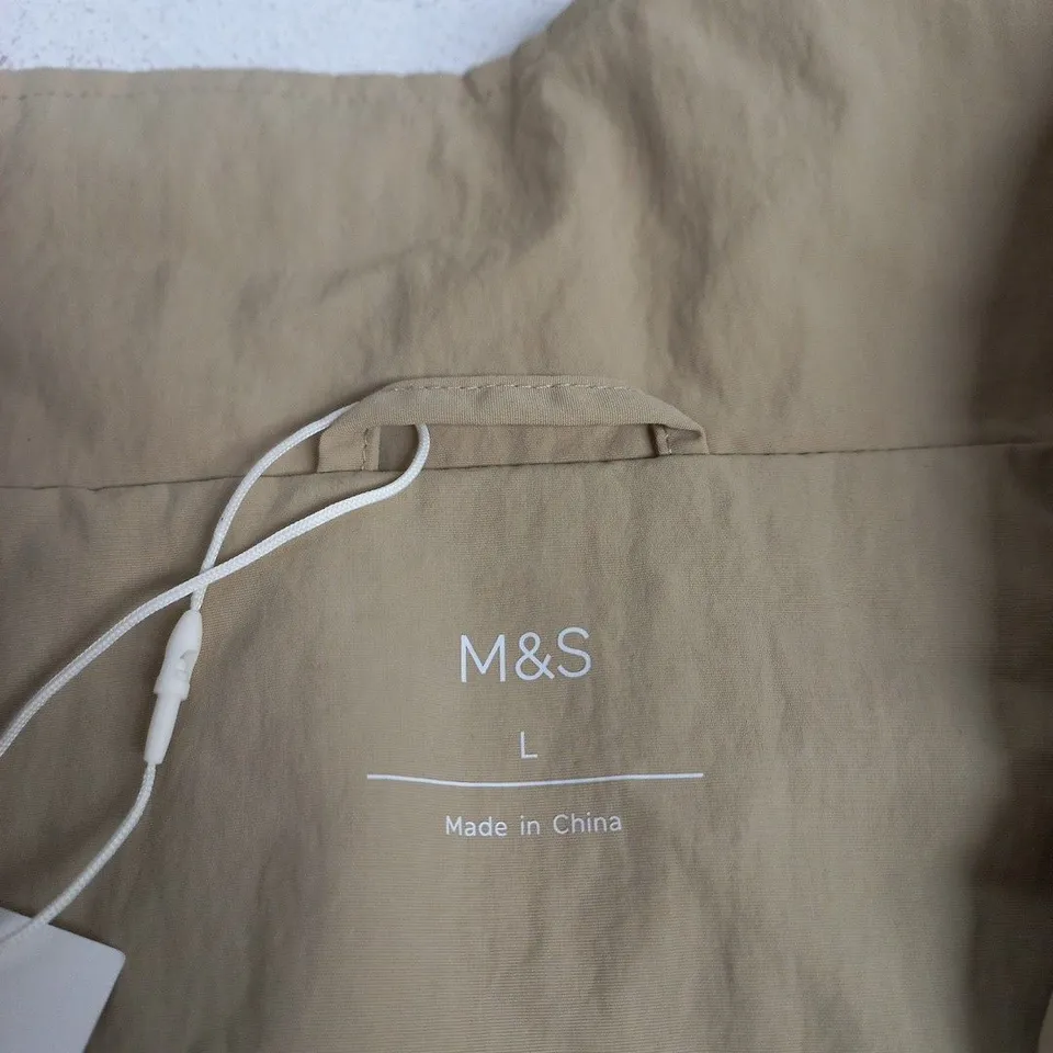 M&S MEN'S LIGHTWEIGHT COLOUR-BLOCK JACKET – BEIGE & BLACK, UK SIZE L