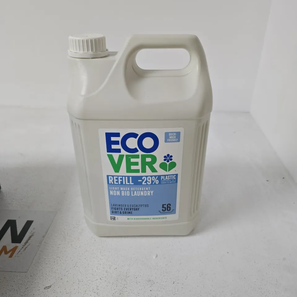 APPROXIMATELY 4 ASSORTED LIQUIDS INCLUDING ECOVER WASHING LIQUID AND ELBOW GREASE DISHWASHER CLEANER