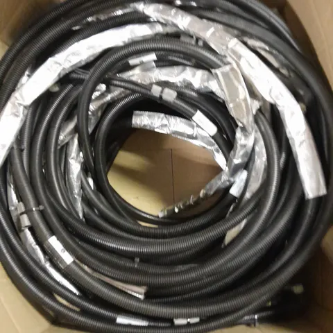 APPROXIMATELY 10 PRESSURE LINES 443-9572  -  COLLECTION ONLY 