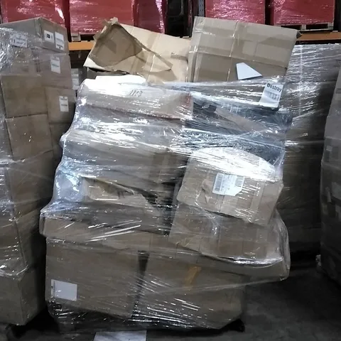 PALLET OF HOUSEHOLD ITEMS TO INCLUDE CHESS,CHECKERS AND BACKGAMMON BOARD, WALLPAPER,  PACKING BOX AND OTHER ASSORTED ITEMS...