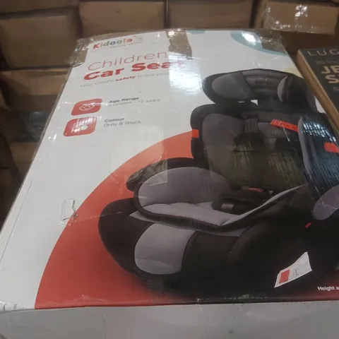 BOXED KIDOOLA CHILDREN'S CAR SEAT 