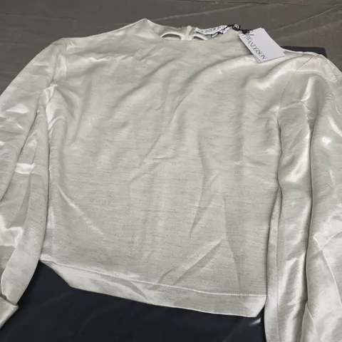 JWANDERSON TWISTED SLEEVE TOP IN WHITE SIZE 10