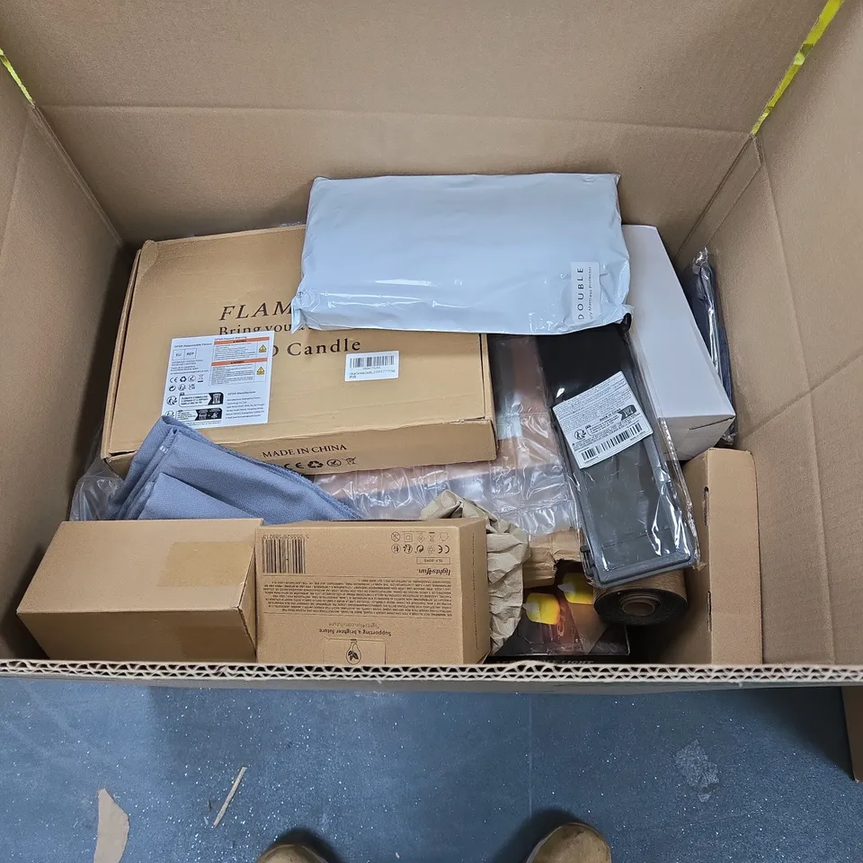 BOX OF APPROXIMATELY 20 ASSORTED HOUSEHOLD ITEMS TO INCLUDE PER4M TUMBLER, SIGNATURE PILLOWCASE AND REUSUABLE WINE PURIFIER