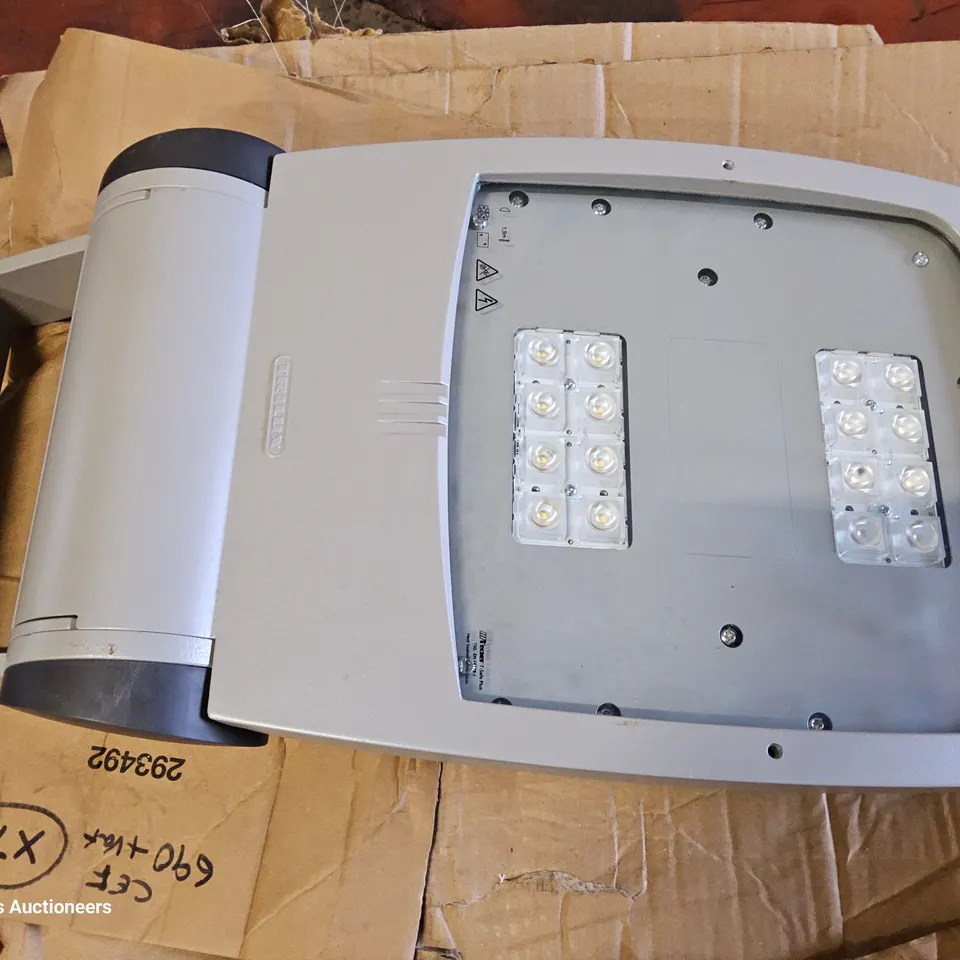 TRILUX LOSTAR 40 INDUSTRIAL LED FLOOD LIGHT