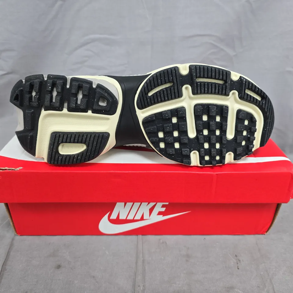 BOXED PAIR OF NIKE V2K RUN WOMEN’S SNEAKERS - SUMMIT WHITE/METALLIC SILVER, UK 6