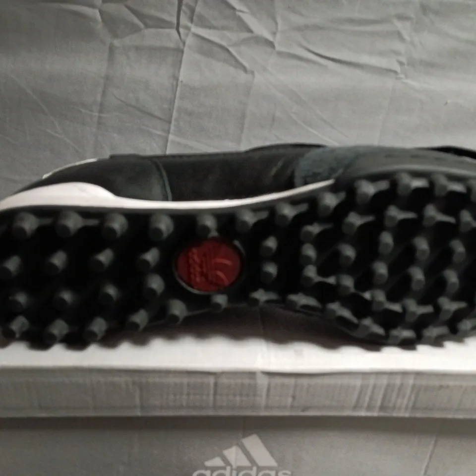 BOXED PAIR OF ADIDAS MUDIAL TEAM TF TRAINERS - UK SIZE 11
