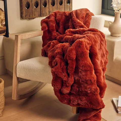 COZEE HOME GIFTABLE TEXTURED LUXURY FAUX FUR THROW
