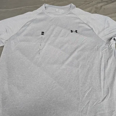 UNDER ARMOUR LOGO TEE - SIZE LARGE