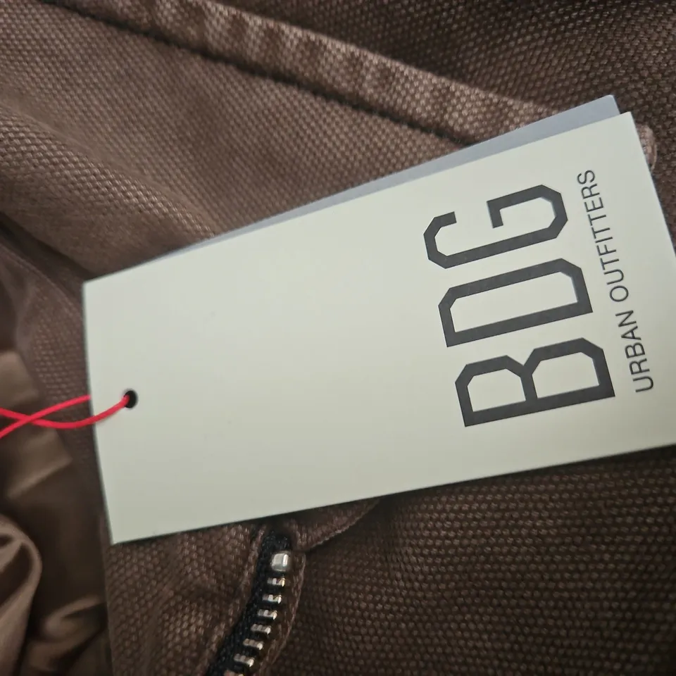 BDG URBAN OUTFITTERS BROWN JACKET – XL 