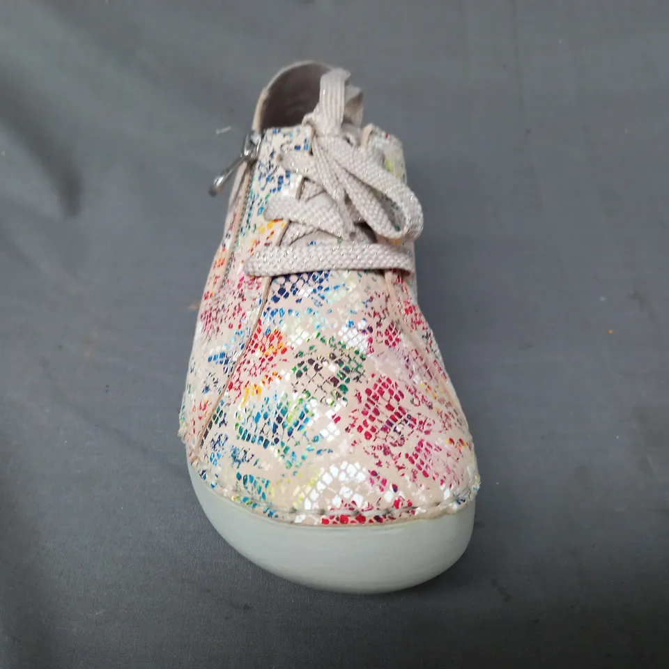 BOXED PAIR OF RIEKER TRAINERS IN MULTI SIZE 6