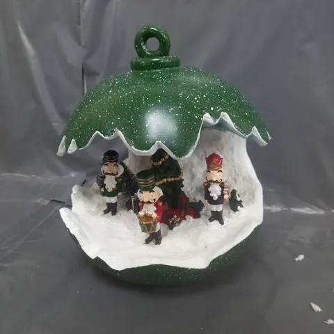 SANTA EXPRESS PRE LIT SPHERE