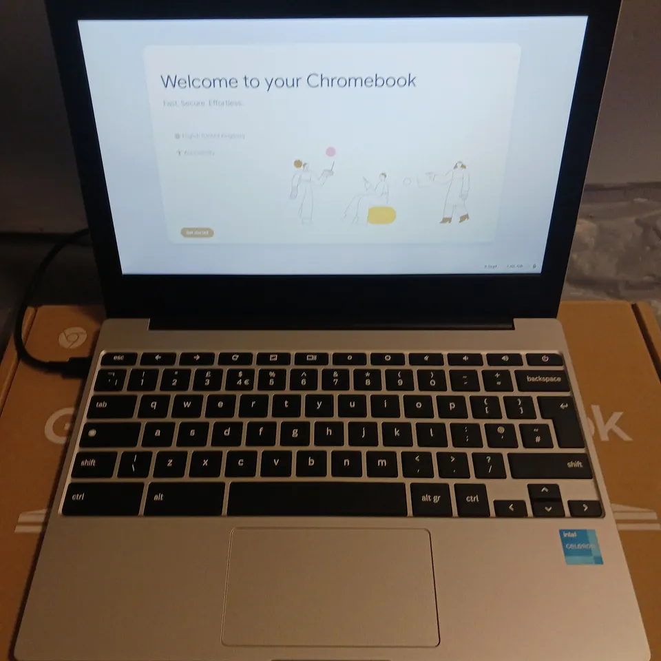 BOXED GALAXY CHROMEBOOK GO INTEL CELERON LAPTOP IN SILVER - XE310XDA-KA1UK