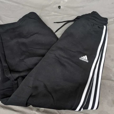 ADIDAS WOMENS REGULAR FIT WIDE LEG JOGGERS IN BLACK - UK SMALL