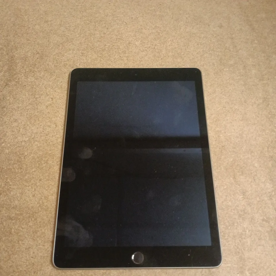 Apple iPad Air 2 16GB 9.7in Space Grey – Unlocked SIM