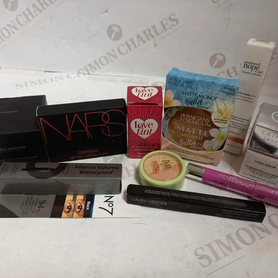 LOT OF 11 MAKE UP ITEMS, TO INCLUDE BENEFIT, NARS, LAURA MERCIER, ETC