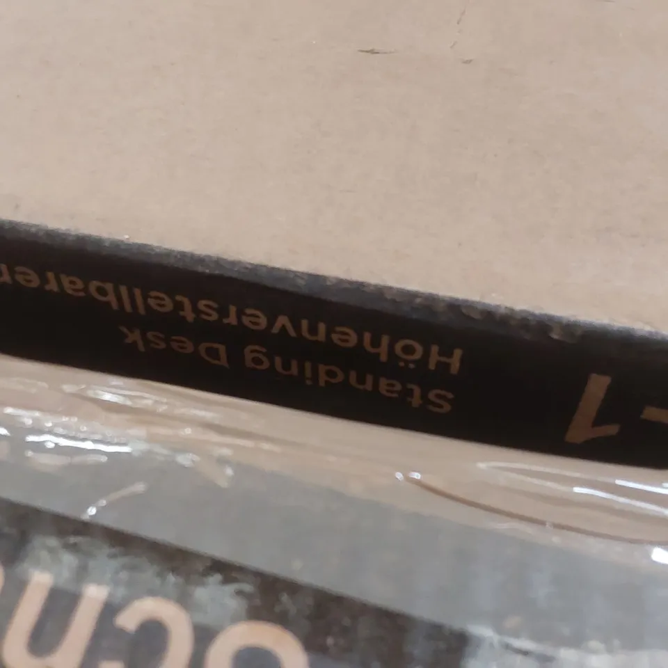 PALLET CONTAINING A LARGE ASSORTMENT OF FURNITURE ITEMS INCLUDING: DOG CAGE, SHOE CABINET, STANDING DESK ECT