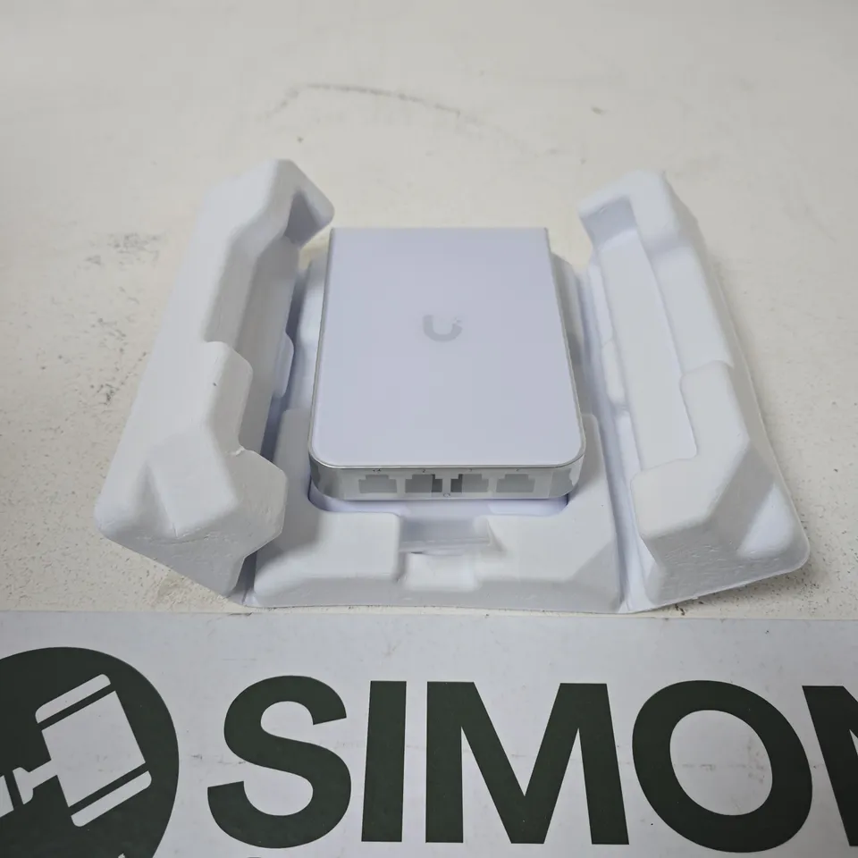 BOXED UBIQUITI U6-IW ACCESS POINT WIFI 6 IN-WALL 