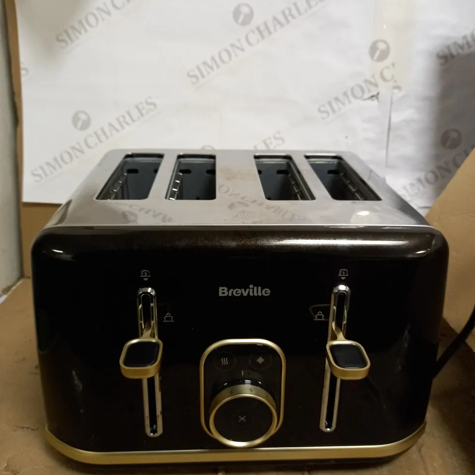 BREVILLE AURA 4 SLICE TOASTER